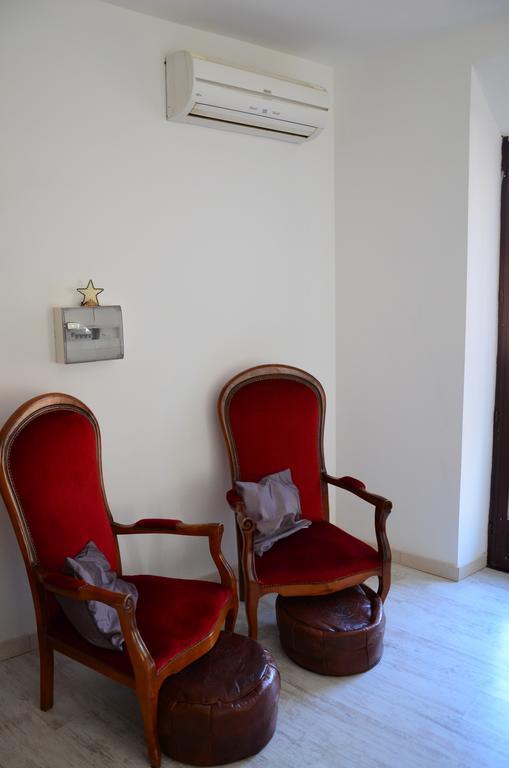 The Chez Toi Hotel Везон ла Ромен Екстериор снимка
